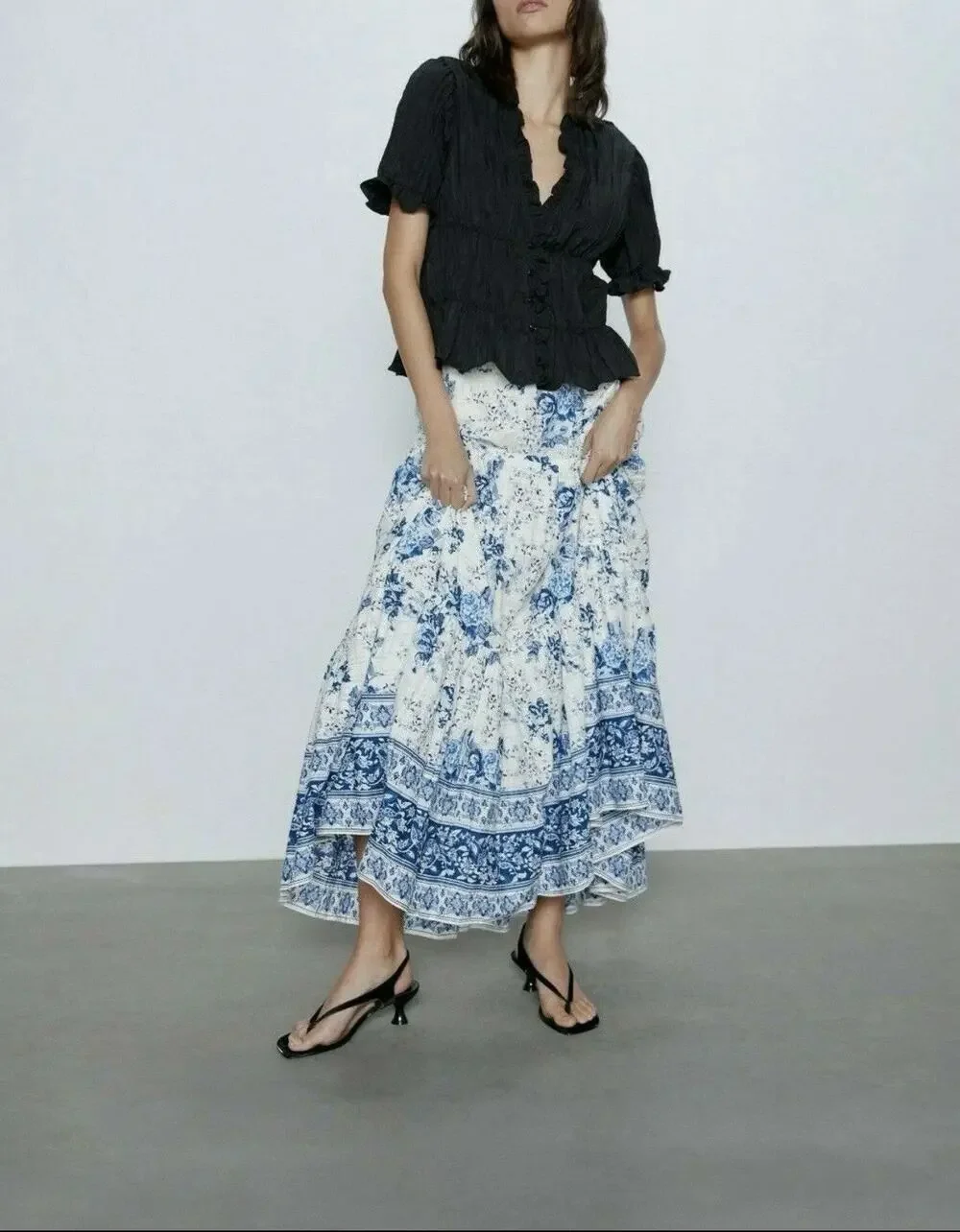 ZARA Women's 100% Cotton Blue White Floral Voluminous Tiered Maxi Skirt Sz XS-S